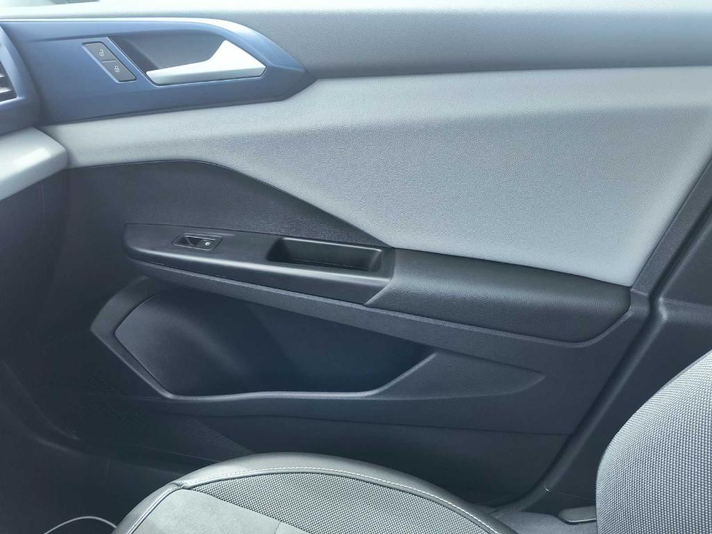 used 2022 Volkswagen Taos car, priced at $24,791