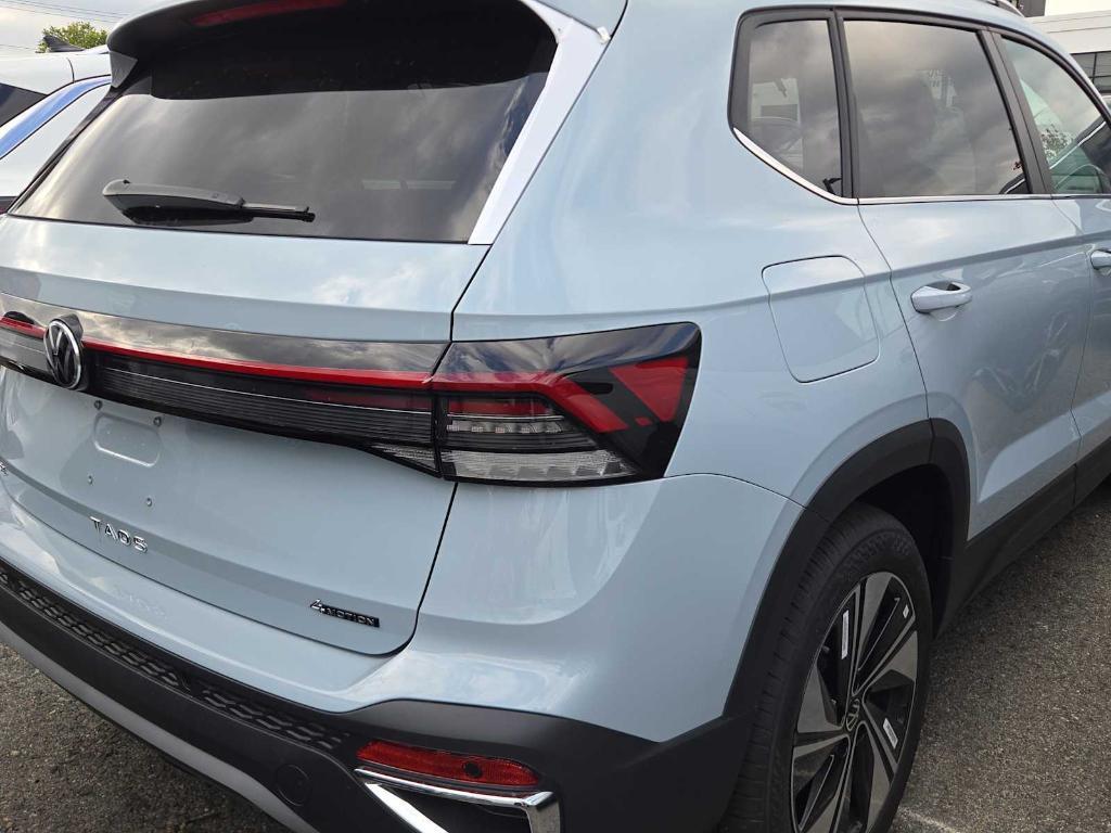 new 2025 Volkswagen Taos car, priced at $32,160