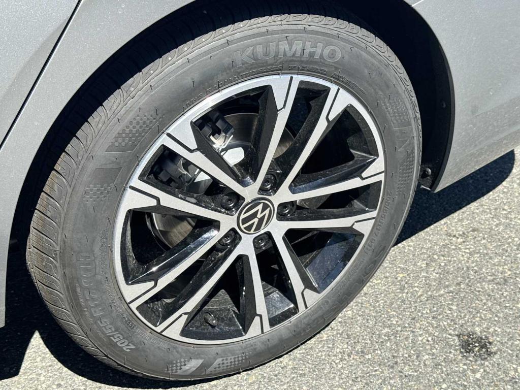 new 2025 Volkswagen Jetta car, priced at $24,714