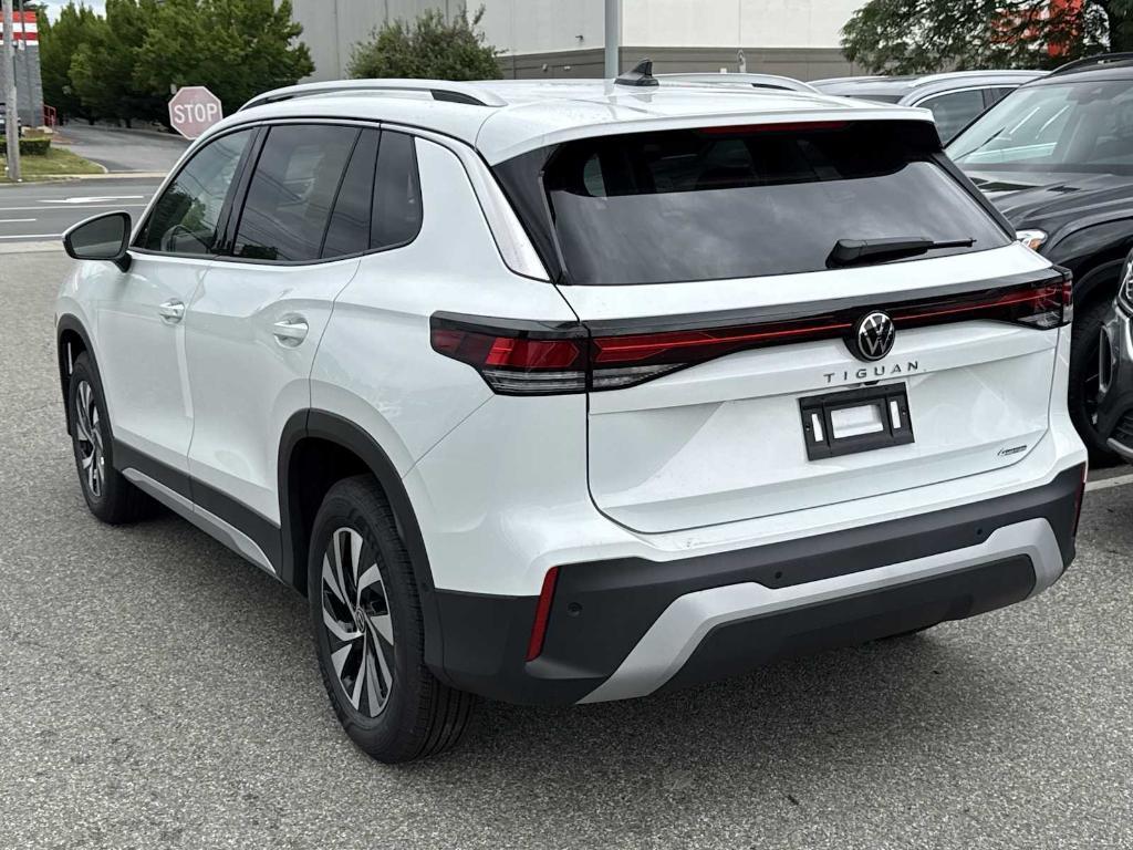 new 2025 Volkswagen Tiguan car, priced at $31,006