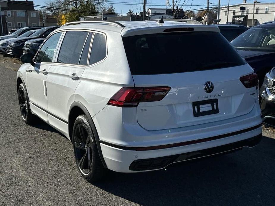 new 2024 Volkswagen Tiguan car, priced at $34,019