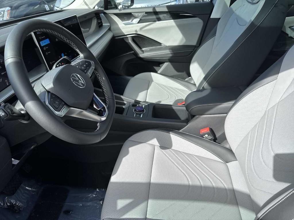 new 2025 Volkswagen Tiguan car, priced at $35,123