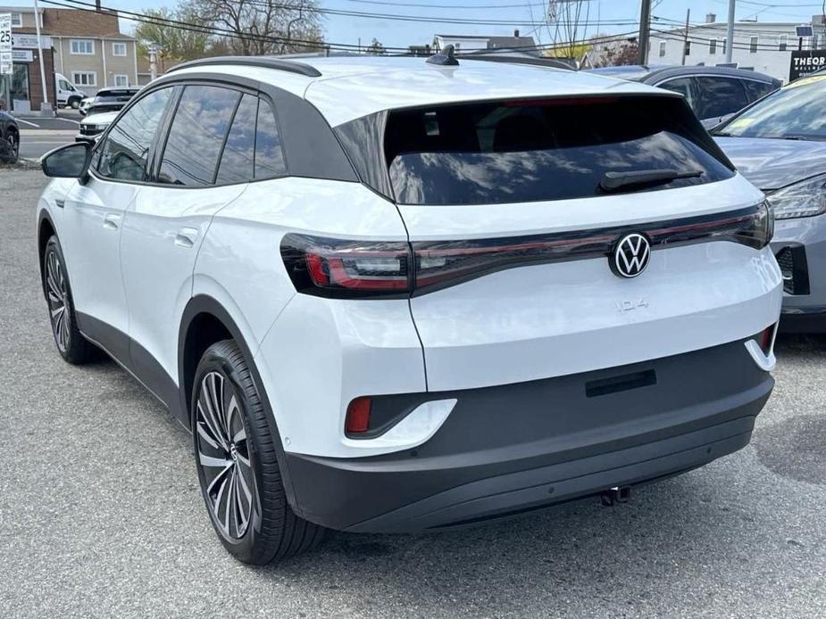 new 2024 Volkswagen ID.4 car, priced at $45,947