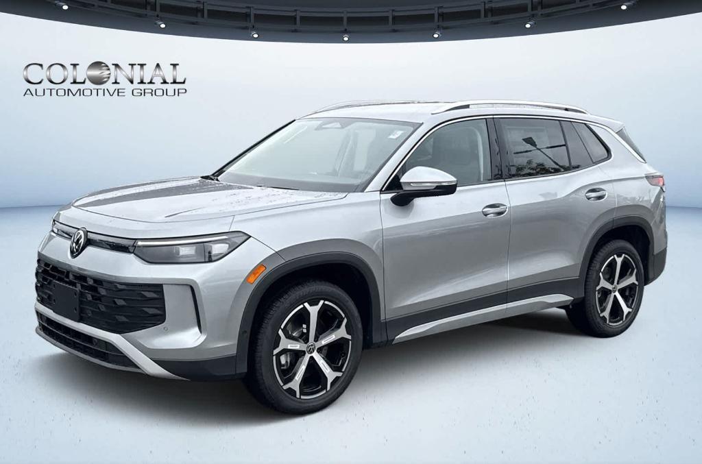 new 2025 Volkswagen Tiguan car, priced at $33,998