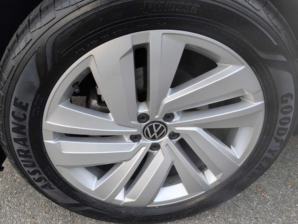 used 2022 Volkswagen Atlas Cross Sport car, priced at $27,991