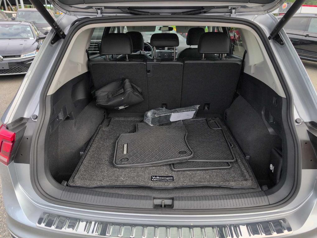 used 2024 Volkswagen Tiguan car, priced at $29,991