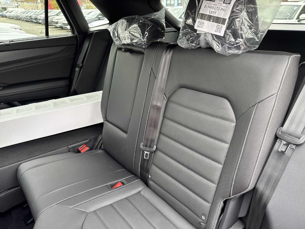 new 2026 Volkswagen Atlas Cross Sport car, priced at $50,549