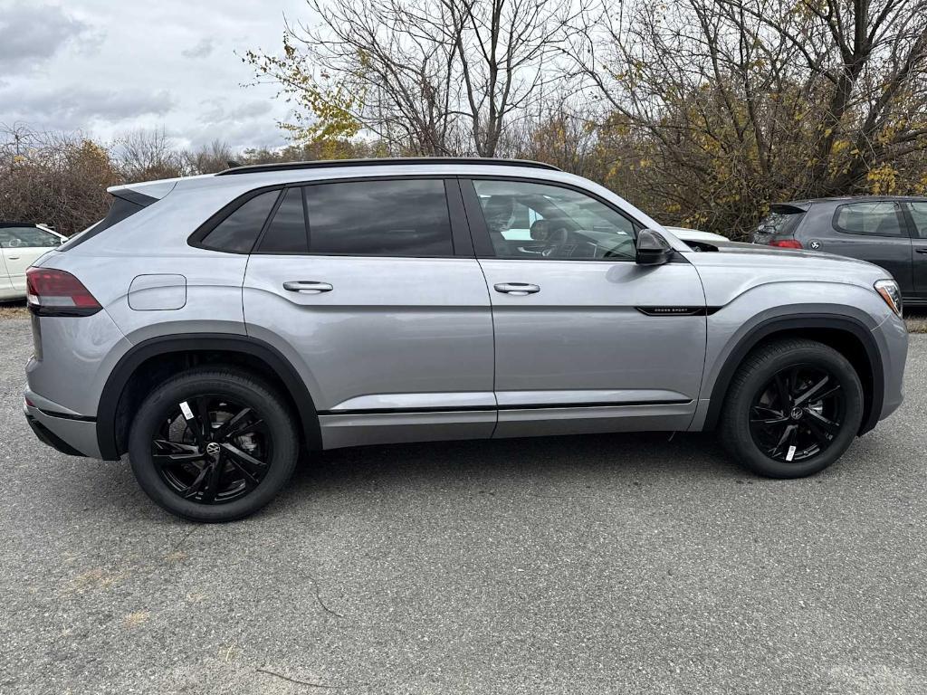 new 2026 Volkswagen Atlas Cross Sport car, priced at $50,549