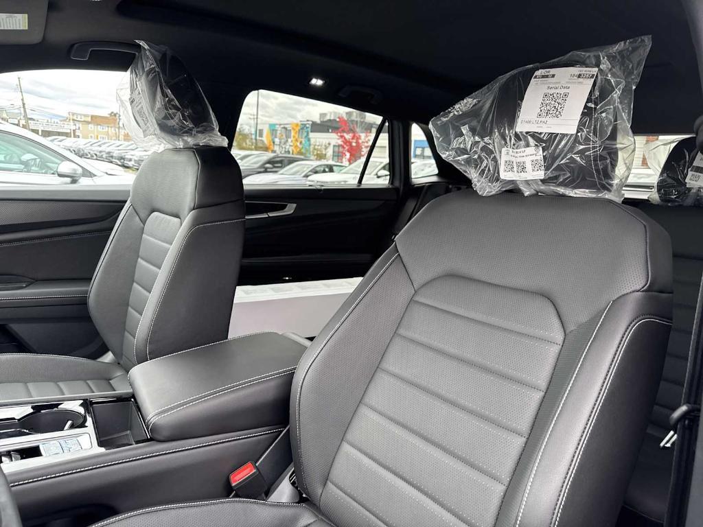 new 2026 Volkswagen Atlas Cross Sport car, priced at $50,549