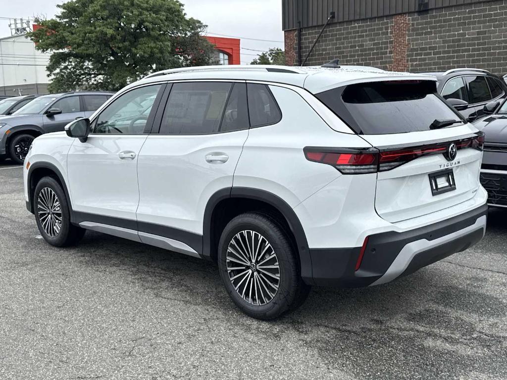 new 2025 Volkswagen Tiguan car, priced at $31,264