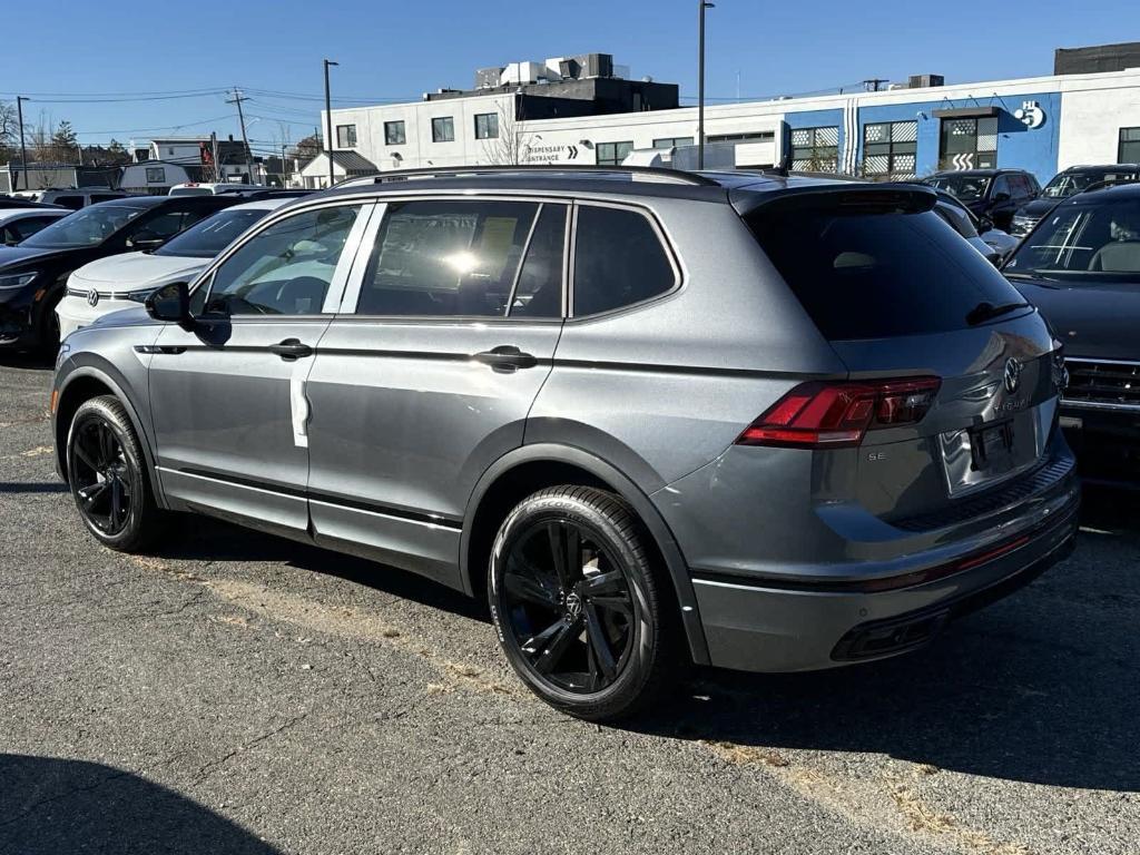 new 2024 Volkswagen Tiguan car, priced at $34,284