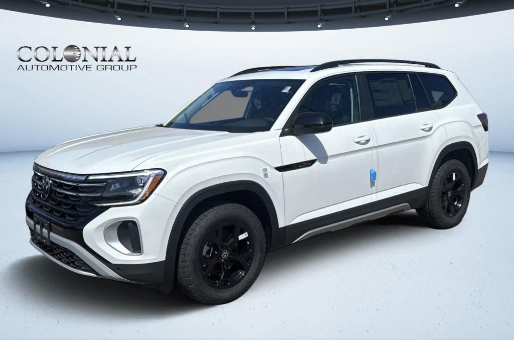 new 2025 Volkswagen Atlas car, priced at $43,368