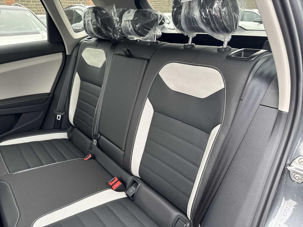new 2025 Volkswagen Taos car, priced at $35,959