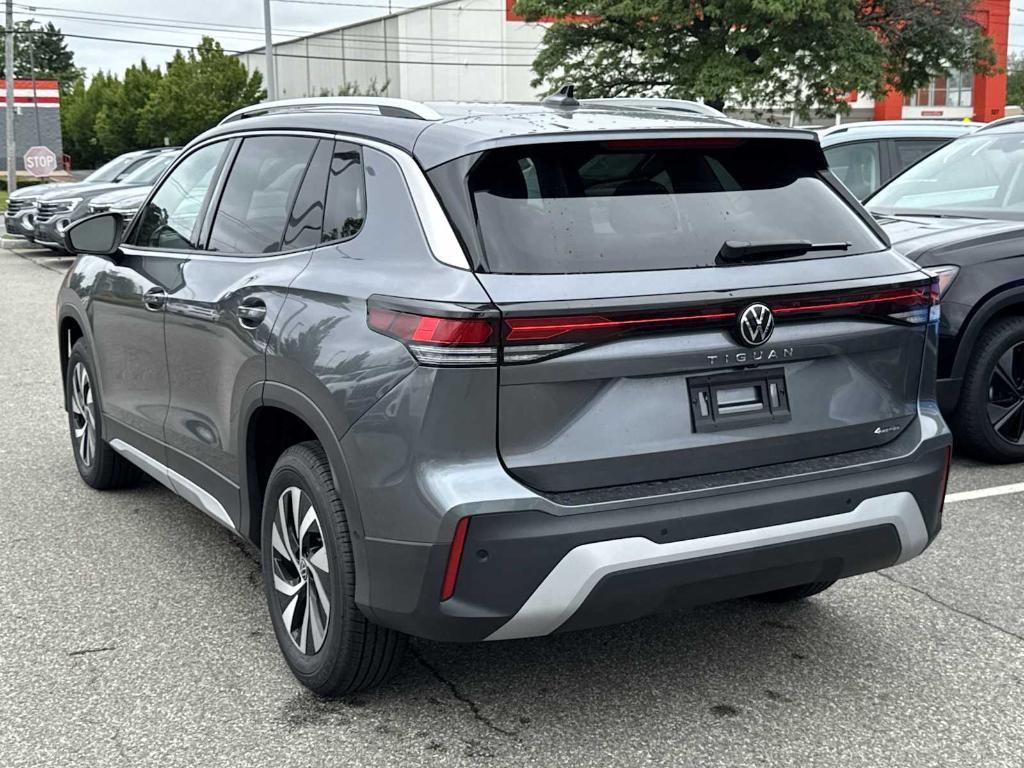 new 2025 Volkswagen Tiguan car, priced at $31,112
