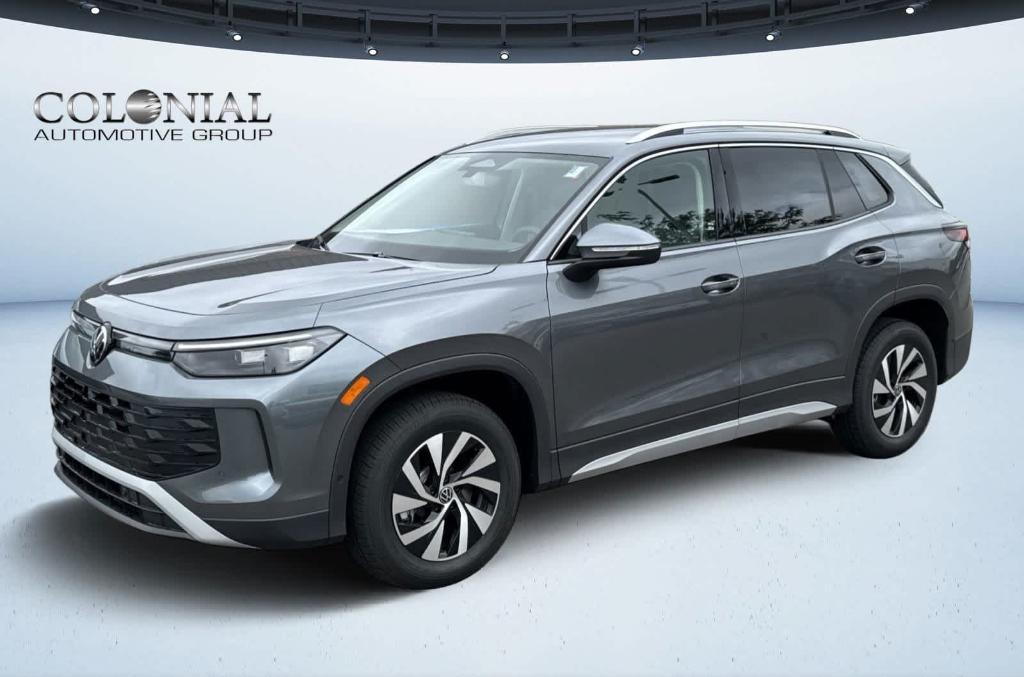 new 2025 Volkswagen Tiguan car, priced at $31,112