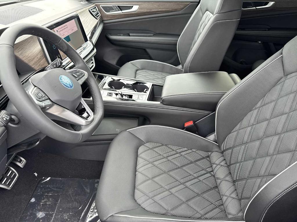 new 2026 Volkswagen Atlas car, priced at $54,812