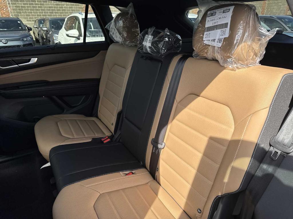 new 2026 Volkswagen Atlas Cross Sport car, priced at $51,277