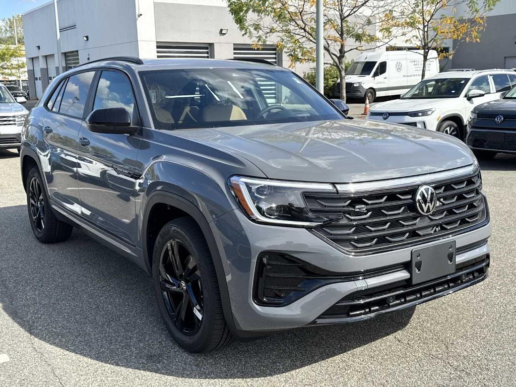 new 2026 Volkswagen Atlas Cross Sport car, priced at $51,277