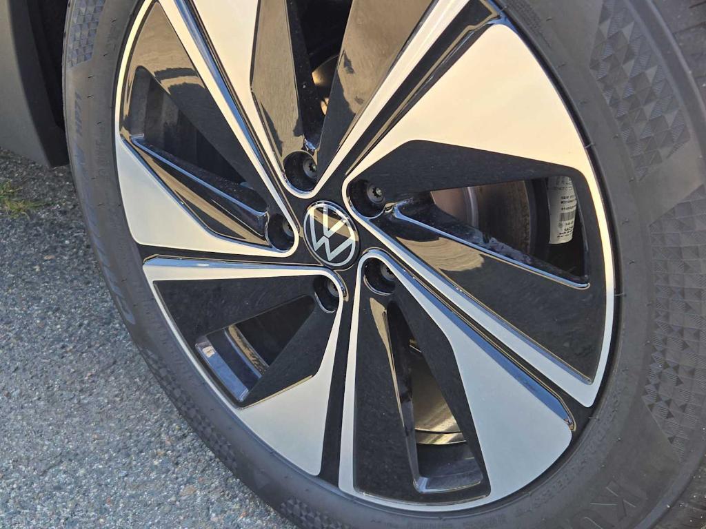 new 2025 Volkswagen Taos car, priced at $31,261