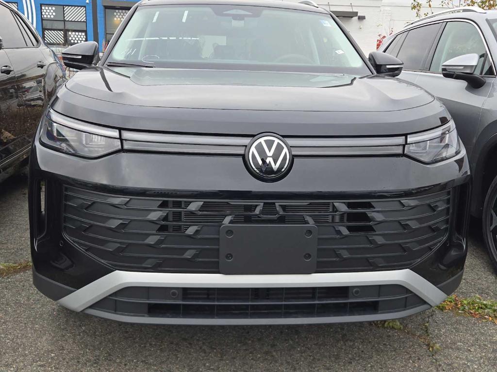 new 2026 Volkswagen Tiguan car, priced at $36,075