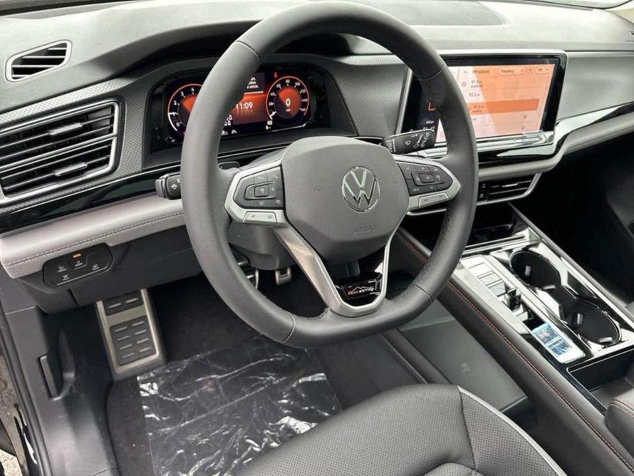 new 2024 Volkswagen Atlas car, priced at $45,823
