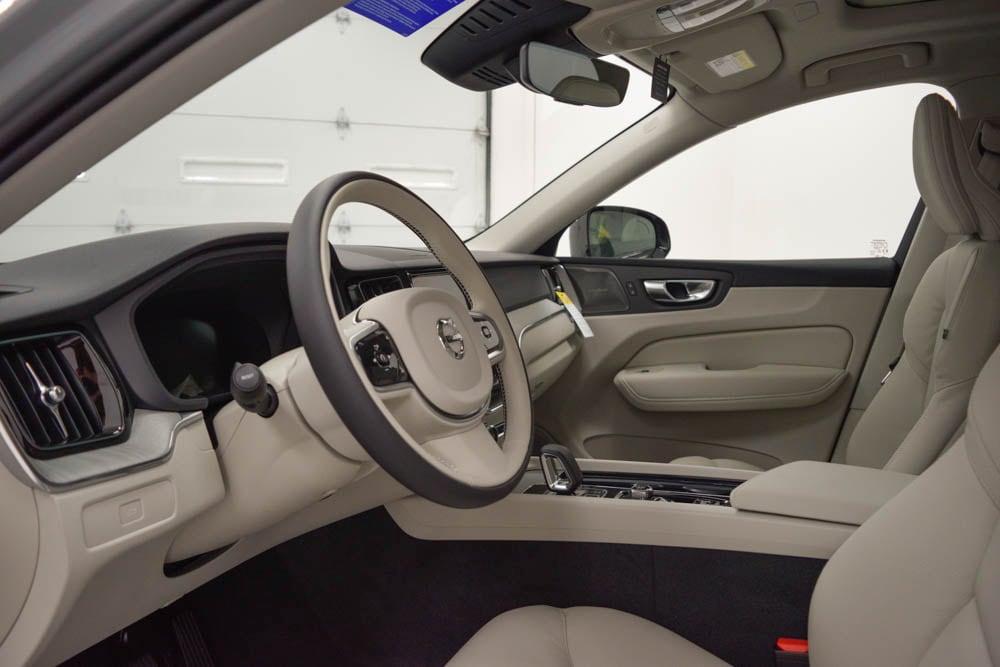 new 2025 Volvo XC60 car, priced at $56,155