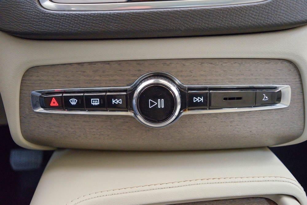 used 2023 Volvo XC90 car, priced at $43,922