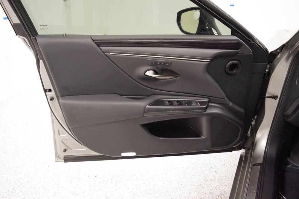 used 2021 Lexus ES 250 car, priced at $29,995