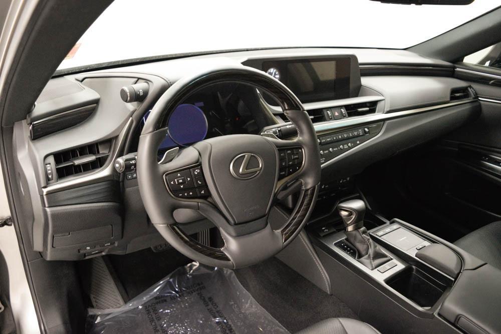 used 2021 Lexus ES 250 car, priced at $29,995