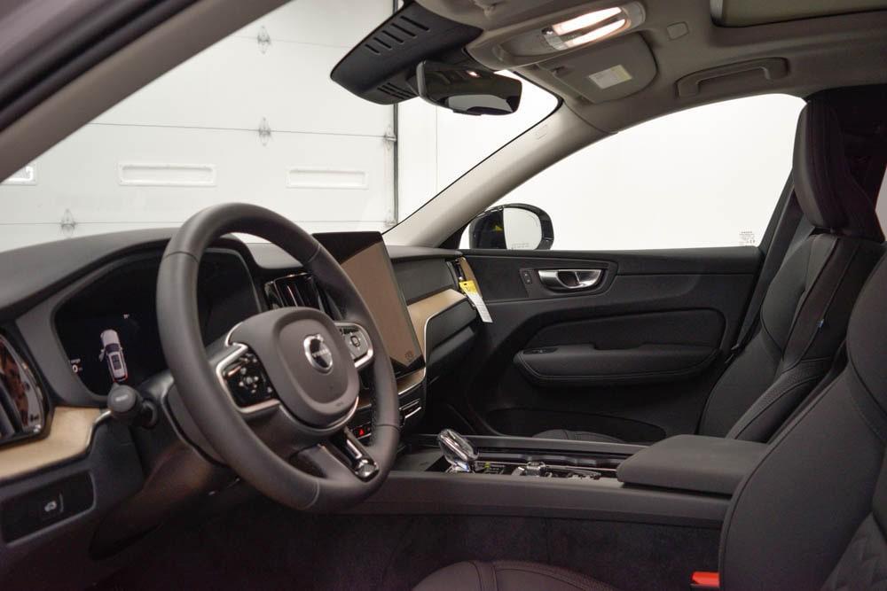new 2026 Volvo XC60 car, priced at $57,985