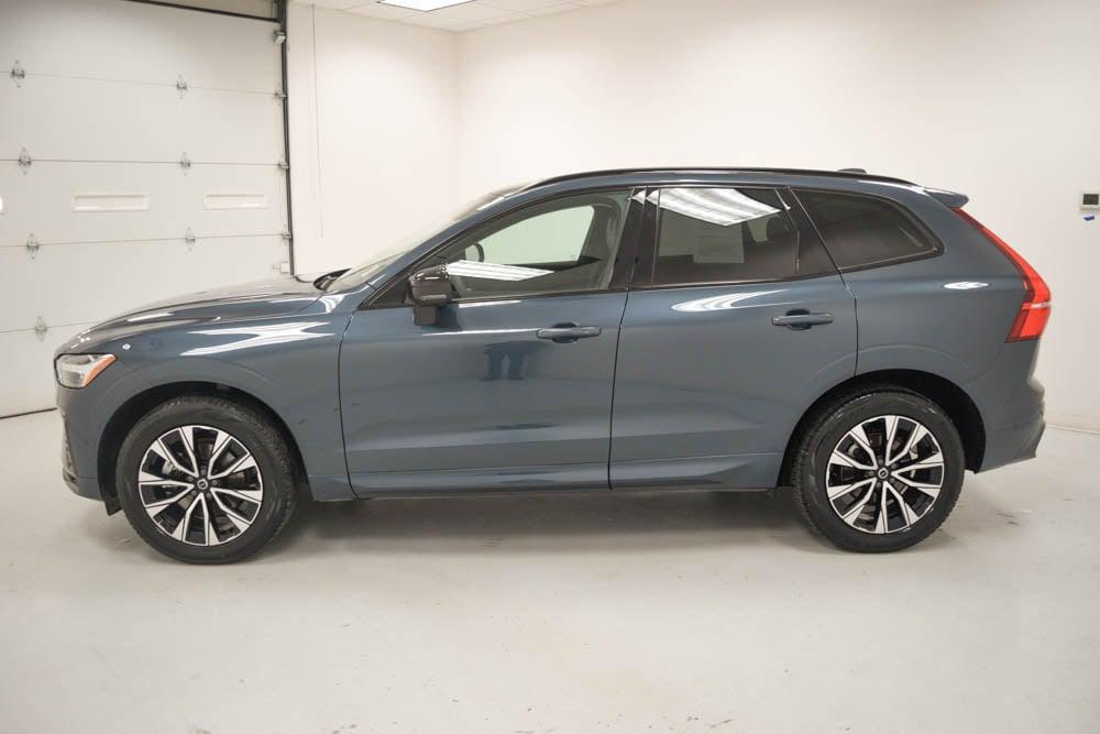 used 2024 Volvo XC60 car, priced at $38,400