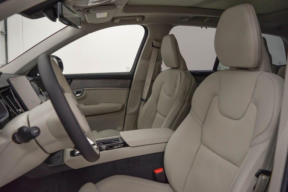 new 2026 Volvo XC90 car, priced at $78,325