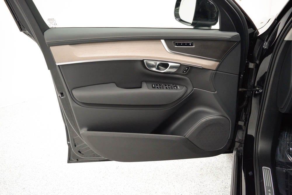 used 2025 Volvo XC90 car, priced at $55,761