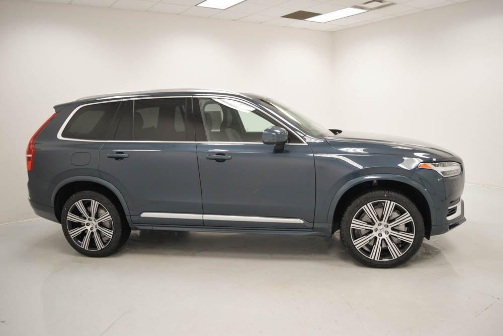 new 2025 Volvo XC90 Plug-In Hybrid car, priced at $75,375