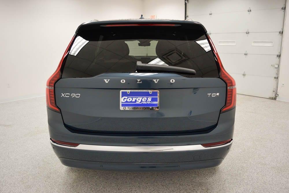 new 2026 Volvo XC90 car, priced at $83,325