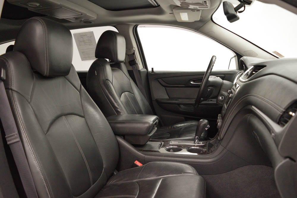 used 2015 Chevrolet Traverse car, priced at $8,994
