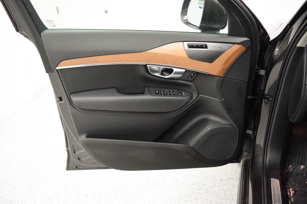 used 2024 Volvo XC90 Recharge Plug-In Hybrid car, priced at $53,562