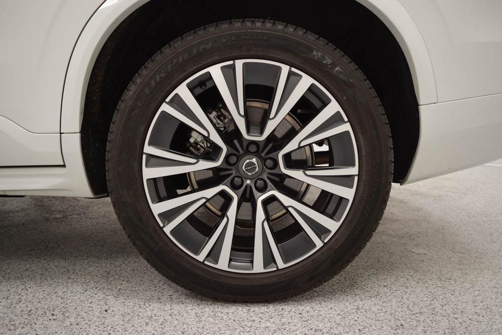 used 2022 Volvo XC90 car, priced at $44,072