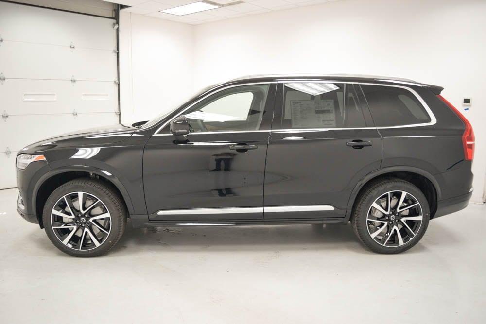 new 2025 Volvo XC90 car, priced at $68,170