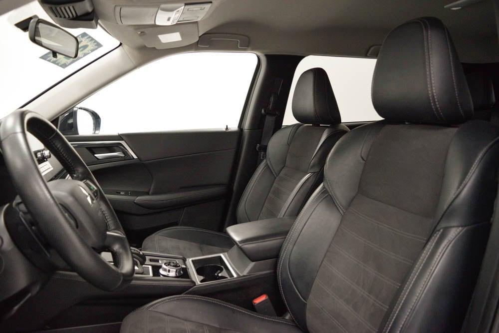 used 2024 Mitsubishi Outlander car, priced at $26,798