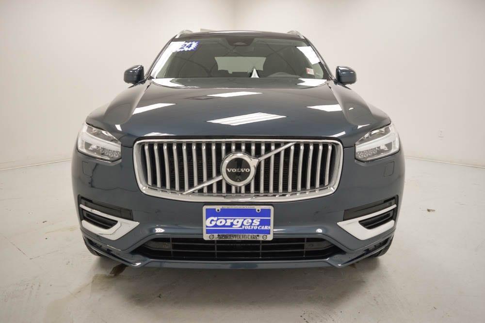 used 2024 Volvo XC90 car, priced at $43,382