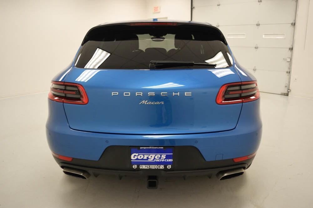 used 2018 Porsche Macan car, priced at $23,489