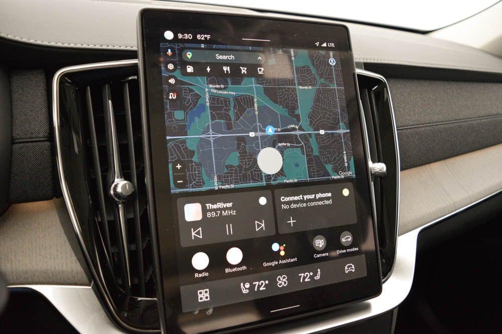 new 2025 Volvo XC90 Plug-In Hybrid car, priced at $81,995