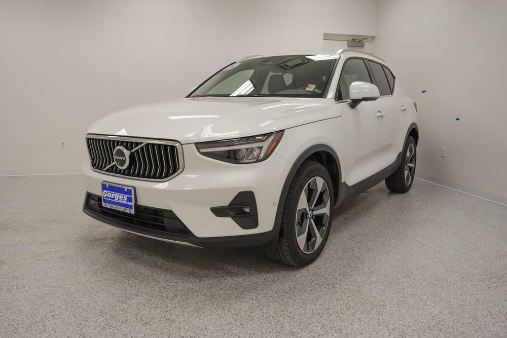 used 2025 Volvo XC40 car, priced at $42,995