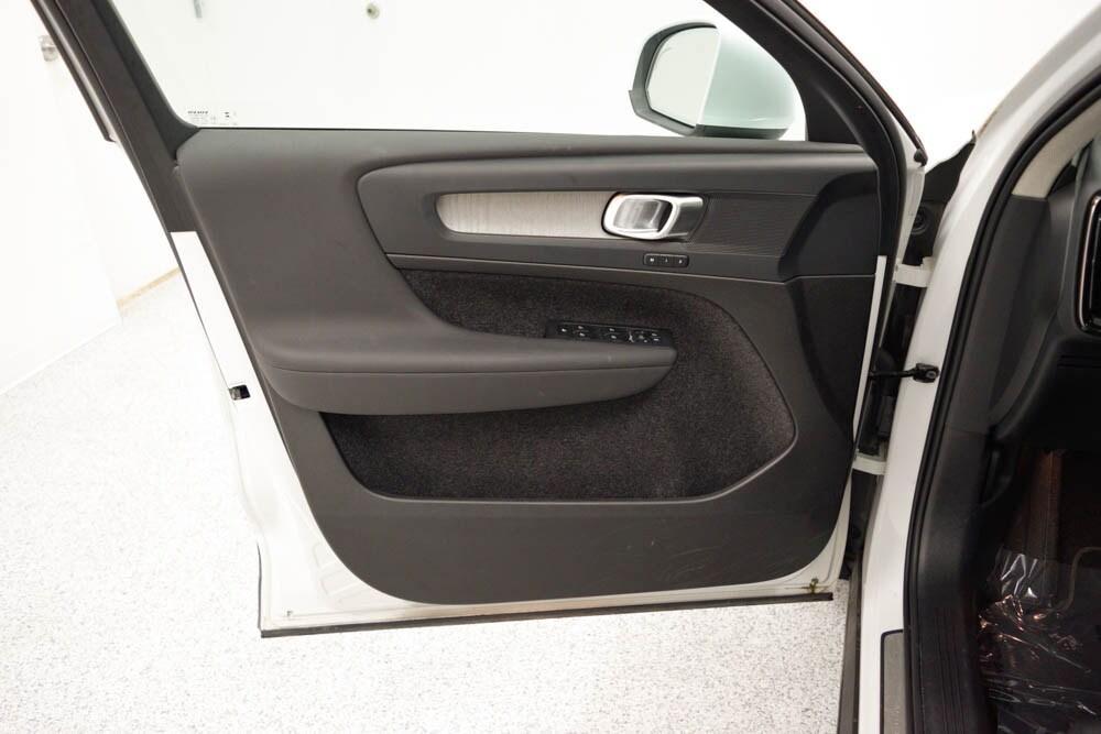 used 2025 Volvo XC40 car, priced at $42,995