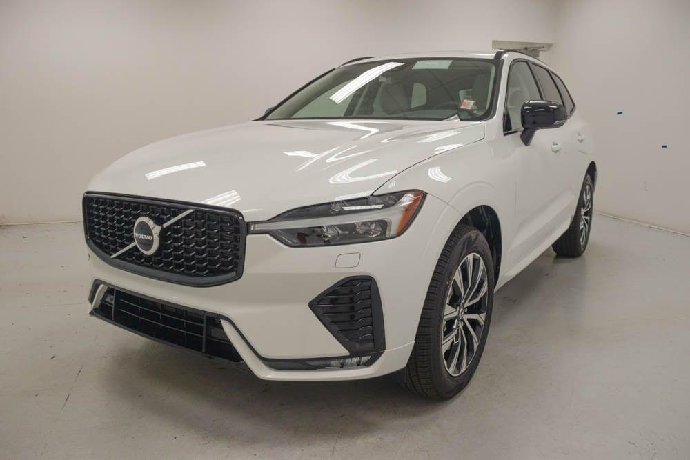 new 2025 Volvo XC60 car, priced at $50,300