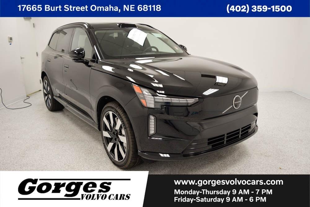 new 2025 Volvo EX90 car, priced at $84,960