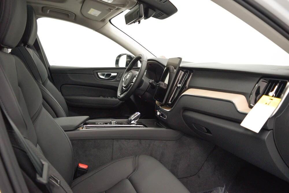 new 2026 Volvo XC60 car, priced at $59,745
