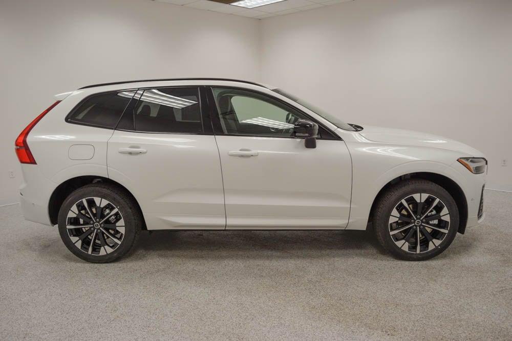 new 2026 Volvo XC60 car, priced at $59,745