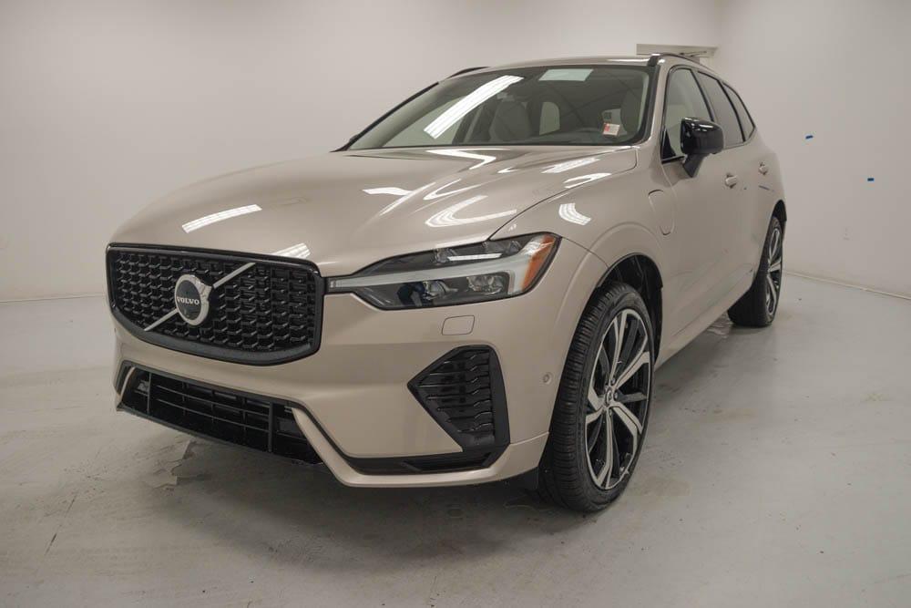 new 2025 Volvo XC60 Plug-In Hybrid car, priced at $71,485